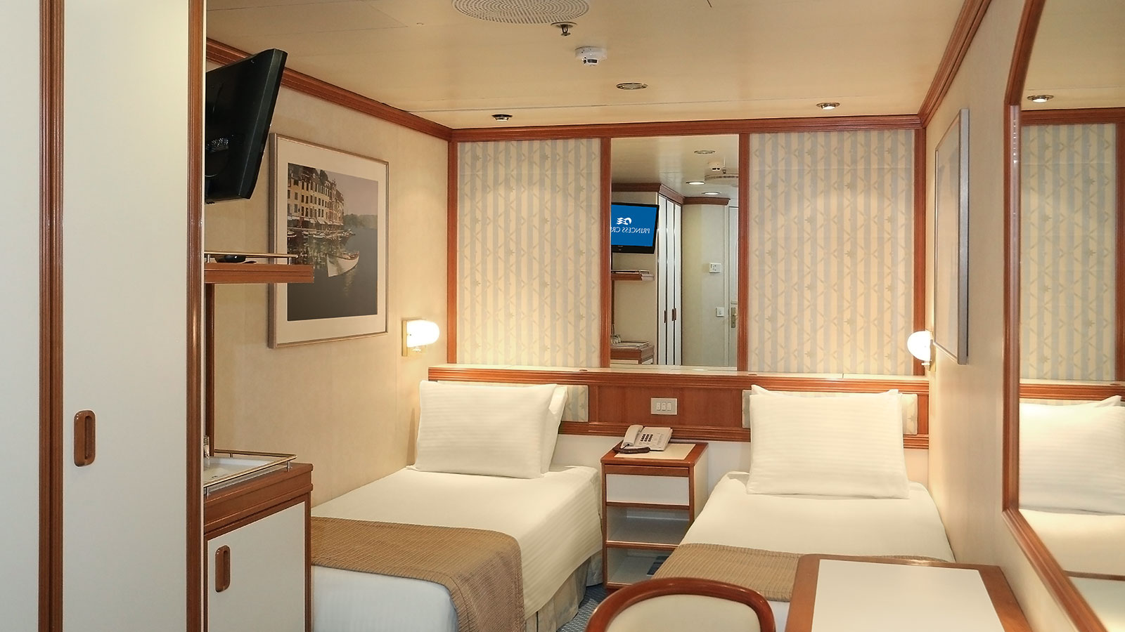 Interior Double